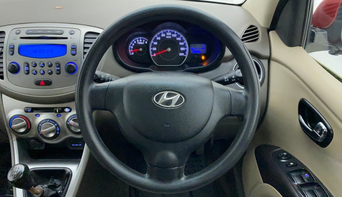 2012 Hyundai i10 SPORTZ 1.2 KAPPA2, Petrol, Manual, 28,604 km, Steering Wheel Close Up