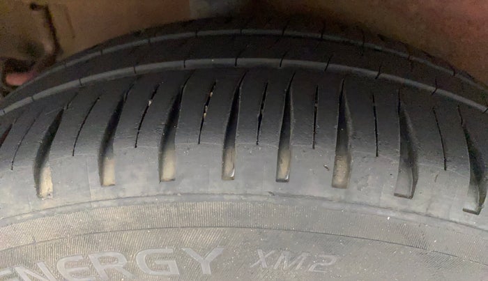 2016 Maruti Celerio VXI AMT, Petrol, Automatic, 65,895 km, Right Rear Tyre Tread