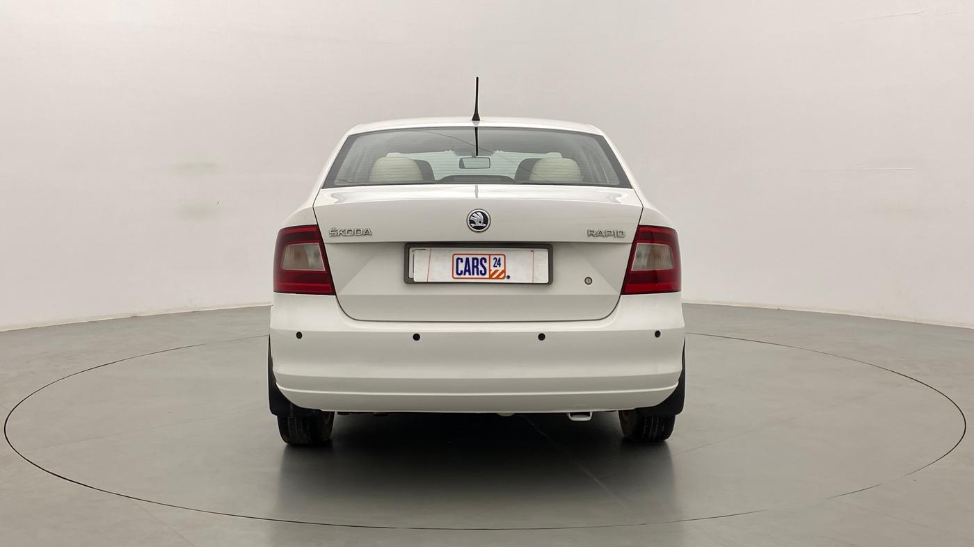 2015 Skoda Rapid 1.5 TDI MT Ambition Plus, Diesel, Manual, 70,233 km, Back/Rear