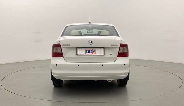 2015 Skoda Rapid 1.5 TDI MT Ambition Plus, Diesel, Manual, 70,233 km, Back/Rear