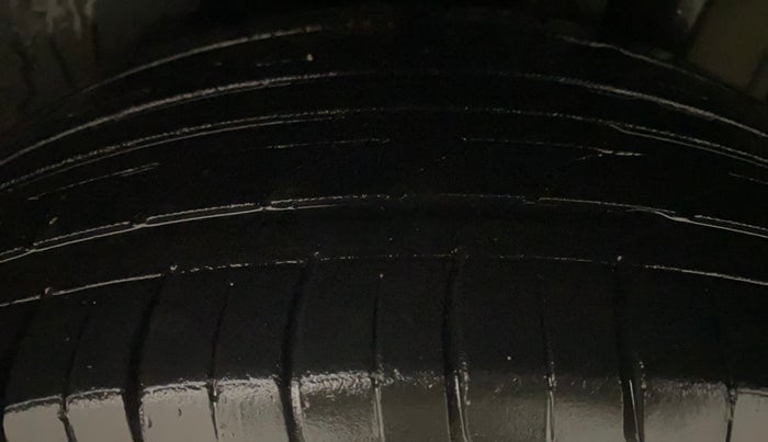 2018 Maruti S Cross ZETA 1.3, Diesel, Manual, 1,13,361 km, Left Rear Tyre Tread