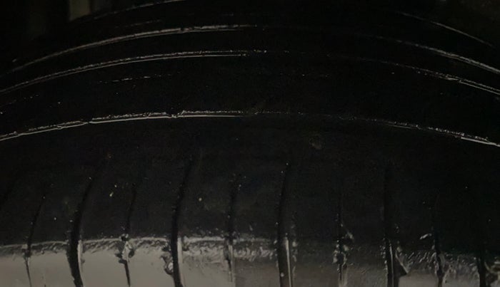 2018 Maruti S Cross ZETA 1.3, Diesel, Manual, 1,13,361 km, Left Front Tyre Tread