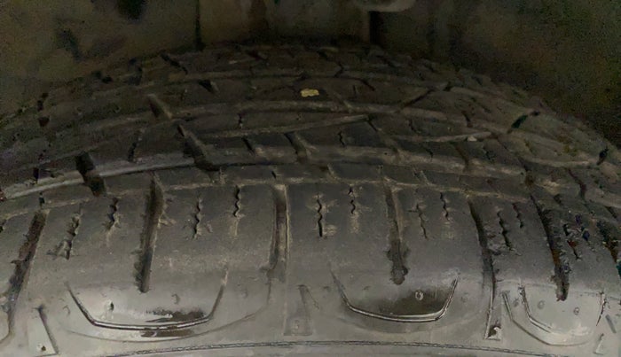 2018 Jeep Compass LONGITUDE 2.0 DIESEL, Diesel, Manual, 32,634 km, Left Front Tyre Tread