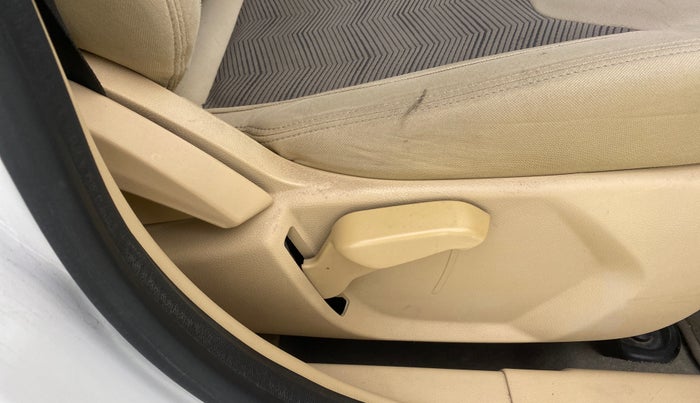 2017 Ford Figo Aspire TITANIUM 1.5 PETROL AT, Petrol, Automatic, 52,401 km, Driver Side Adjustment Panel