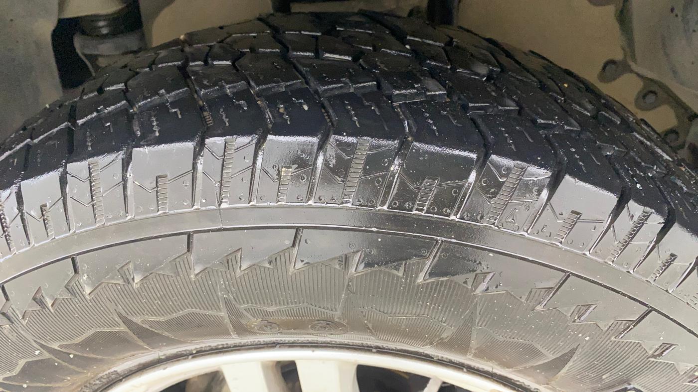2021 Mahindra BOLERO NEO N10 R, Diesel, Manual, 1,24,465 km, Left Front Tyre Tread