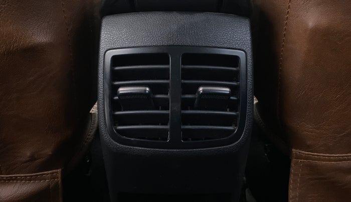 2021 Hyundai NEW I20 SPORTZ 1.2 MT, CNG, Manual, 38,847 km, Rear AC Vents