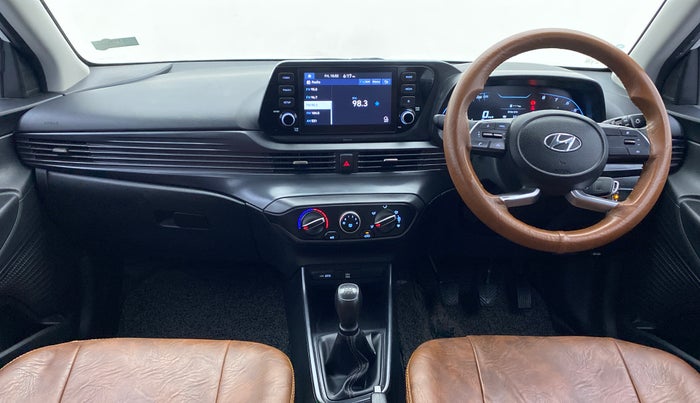 2021 Hyundai NEW I20 SPORTZ 1.2 MT, CNG, Manual, 38,847 km, Dashboard