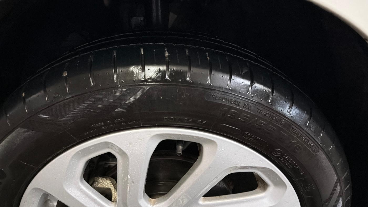 2023 Maruti Baleno ZETA 1.2 AGS, Petrol, Automatic, 17,201 km, Left Front Tyre Tread