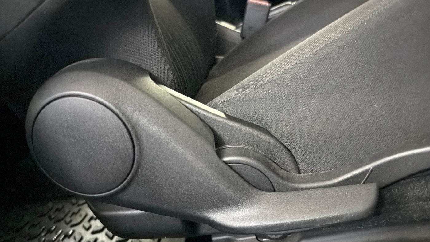2023 Maruti Baleno ZETA 1.2 AGS, Petrol, Automatic, 17,201 km, Driver Side Adjustment Panel