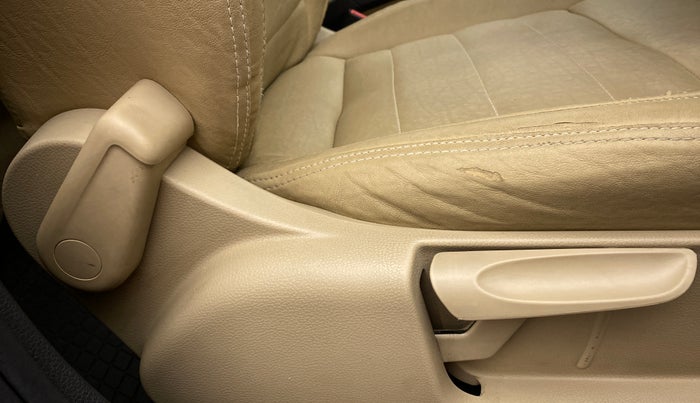 2019 Volkswagen Ameo HIGHLINE PLUS 1.0L 16 ALLOY, Petrol, Manual, 29,292 km, Driver Side Adjustment Panel