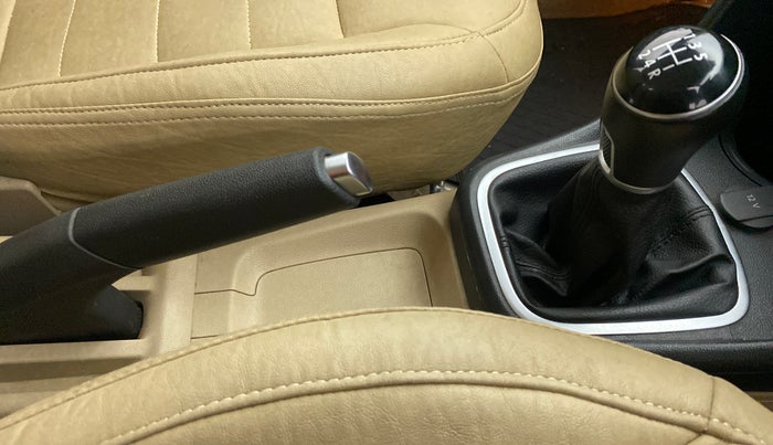 2019 Volkswagen Ameo HIGHLINE PLUS 1.0L 16 ALLOY, Petrol, Manual, 29,292 km, Gear Lever