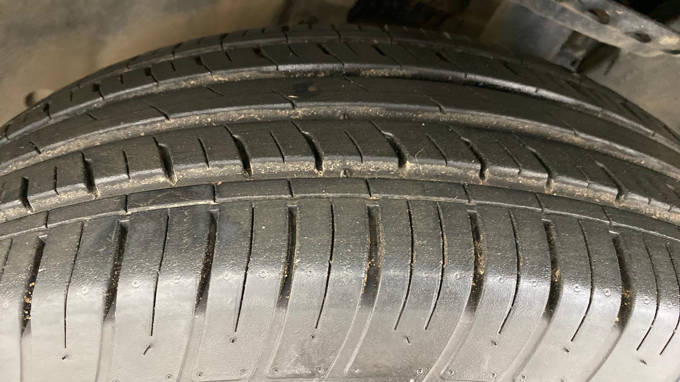 2022 Tata Harrier XZA PLUS, Diesel, Automatic, 10,037 km, Left Front Tyre Tread