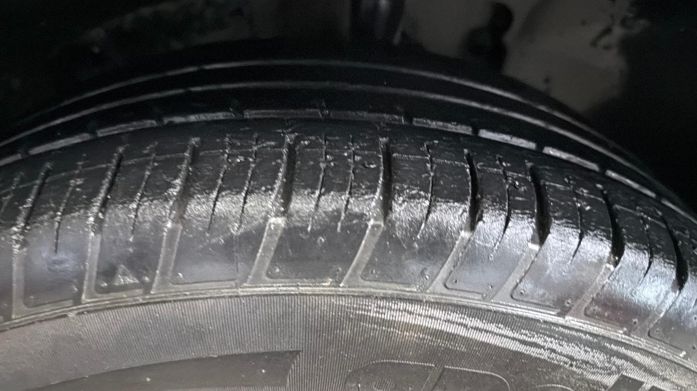 2019 Nissan Kicks XL 1.5, Petrol, Manual, 89,093 km, Left Front Tyre Tread