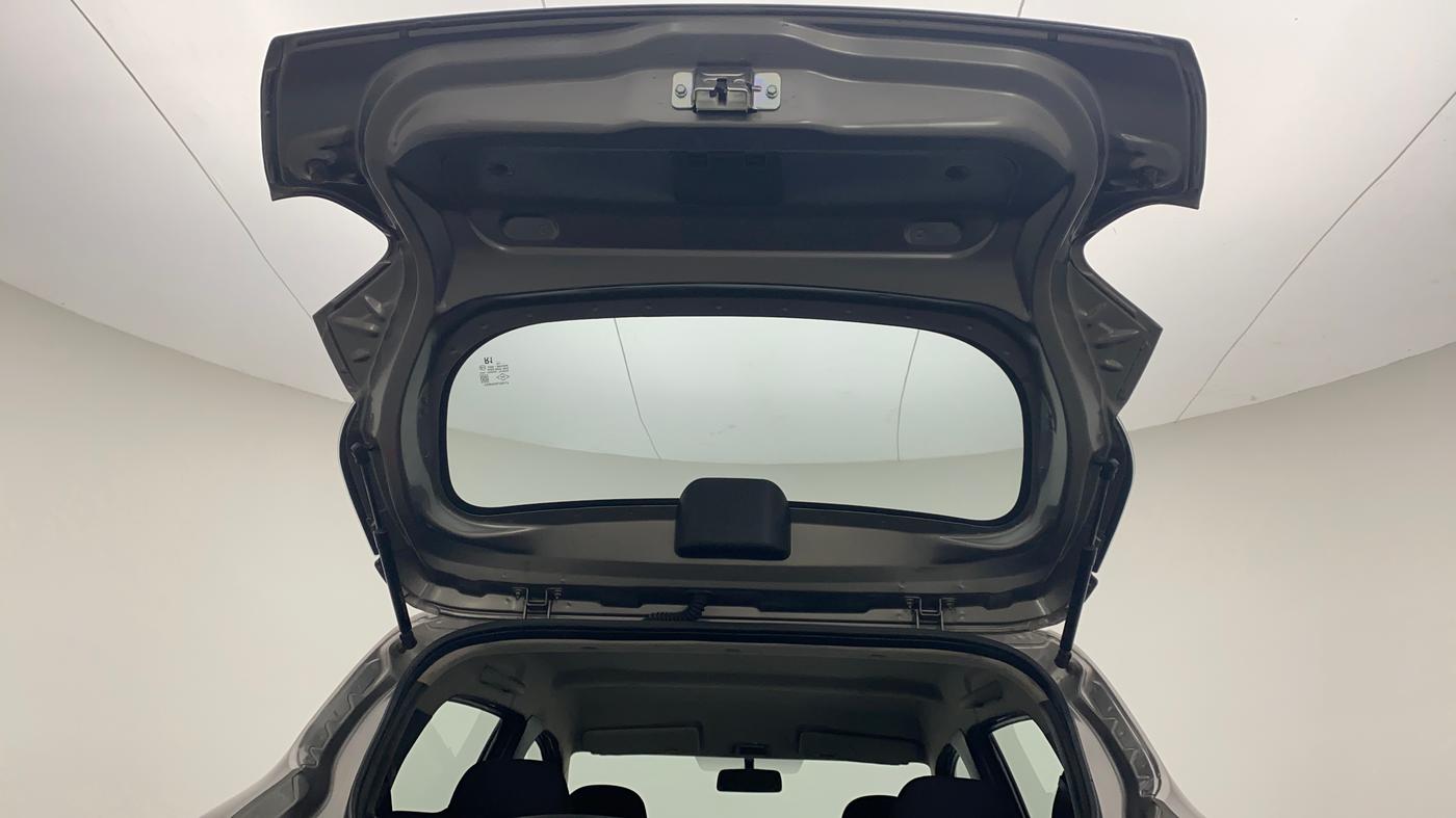 2017 Renault Kwid RXL, Petrol, Manual, 9,840 km, Boot Door Open