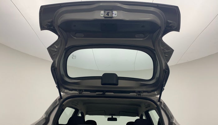 2017 Renault Kwid RXL, Petrol, Manual, 9,840 km, Boot Door Open