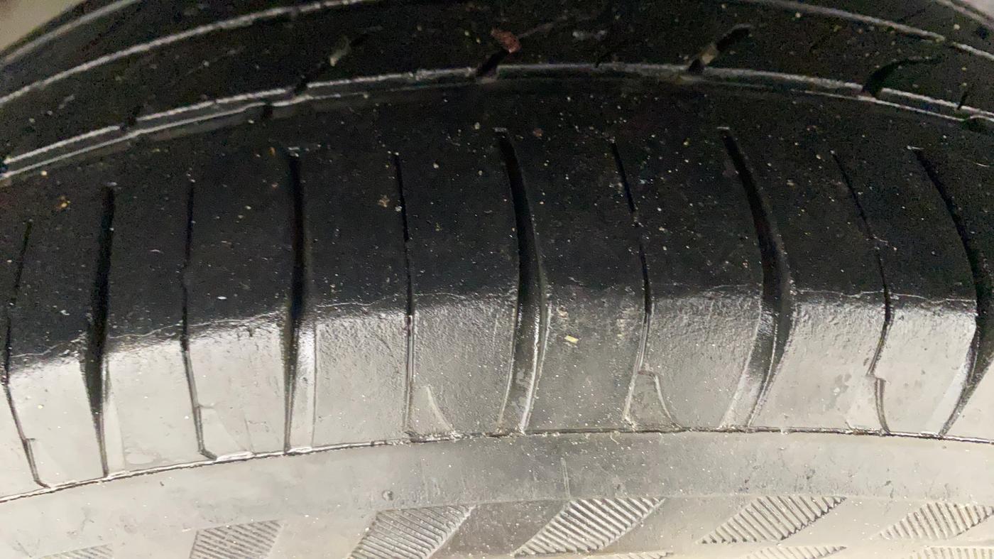 2018 Toyota YARIS VX CVT, Petrol, Automatic, 77,980 km, Right Rear Tyre Tread
