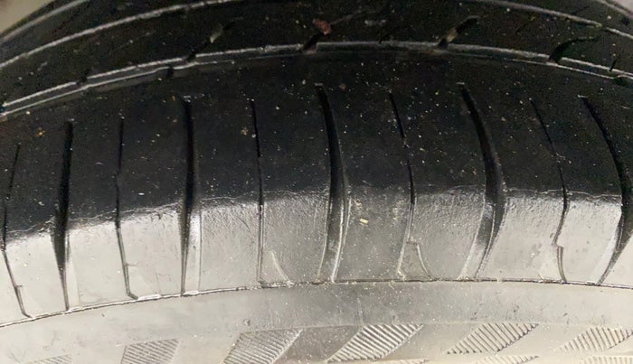 2018 Toyota YARIS VX CVT, Petrol, Automatic, 77,980 km, Right Rear Tyre Tread