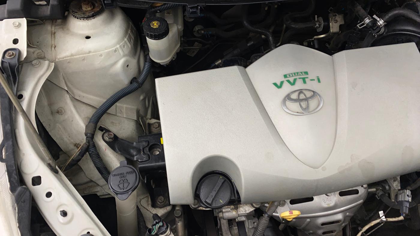 2018 Toyota YARIS VX CVT, Petrol, Automatic, 77,980 km, Engine View - Right