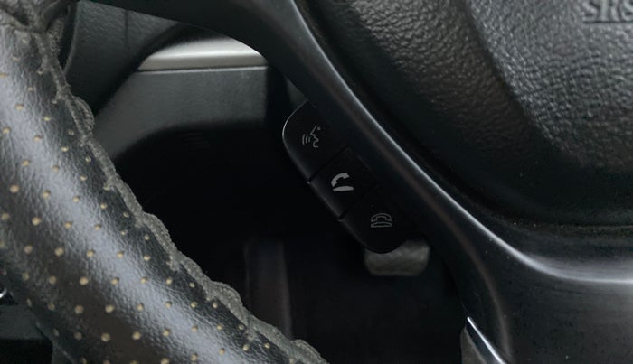 2018 Maruti Vitara Brezza ZDI+ DUAL TONE AMT, Diesel, Automatic, 56,825 km, Apple CarPlay and Android Auto