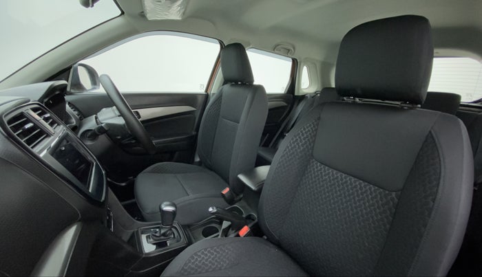 2018 Maruti Vitara Brezza ZDI+ DUAL TONE AMT, Diesel, Automatic, 56,825 km, Right Side Front Door Cabin