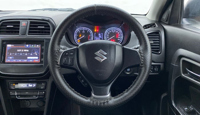 2018 Maruti Vitara Brezza ZDI+ DUAL TONE AMT, Diesel, Automatic, 56,825 km, Steering Wheel Close Up