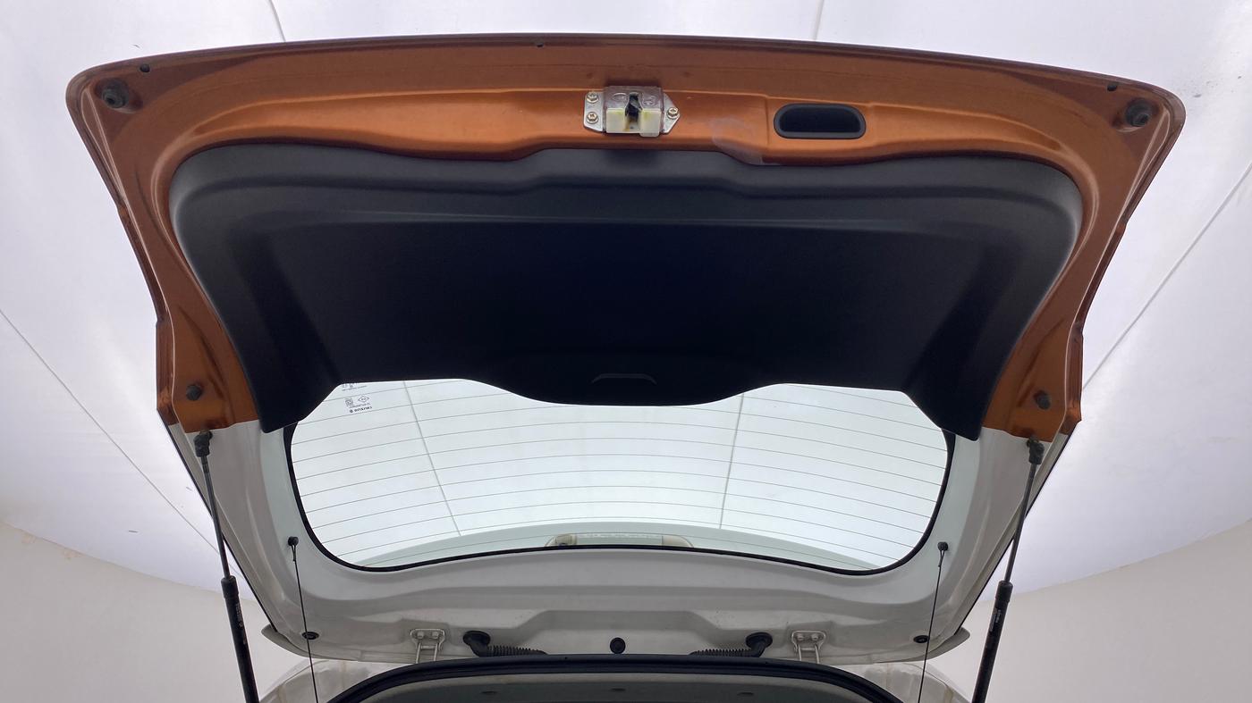 2018 Maruti Vitara Brezza ZDI+ DUAL TONE AMT, Diesel, Automatic, 56,825 km, Boot Door Open