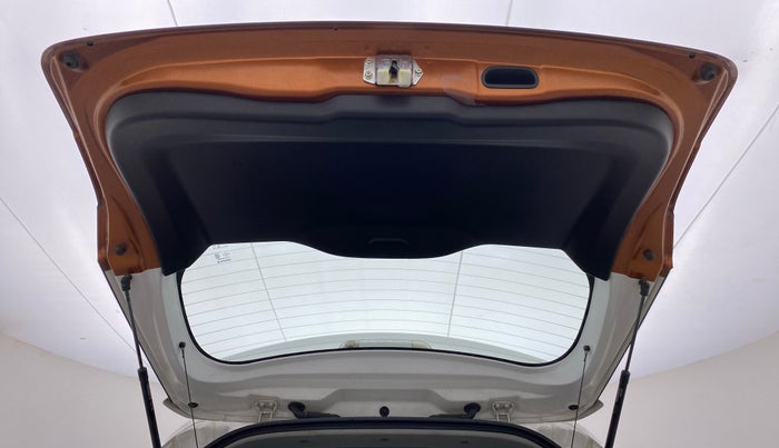 2018 Maruti Vitara Brezza ZDI+ DUAL TONE AMT, Diesel, Automatic, 56,825 km, Boot Door Open