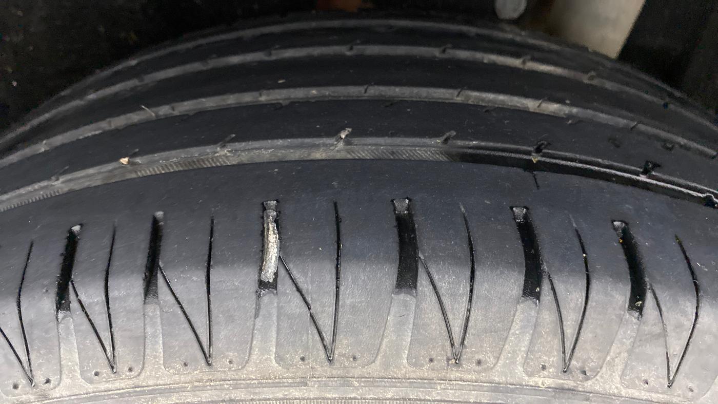 2018 Maruti Vitara Brezza ZDI+ DUAL TONE AMT, Diesel, Automatic, 56,825 km, Left Rear Tyre Tread