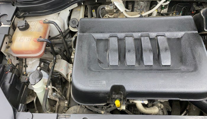 2022 Mahindra XUV700 AX 7 LUXURY D AT 7 STR, Diesel, Automatic, 43,313 km, Engine View - Right