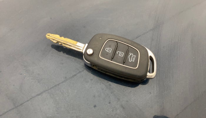 2021 Hyundai GRAND I10 NIOS SPORTZ 1.2 KAPPA VTVT CNG, CNG, Manual, 1,22,596 km, Key Close Up