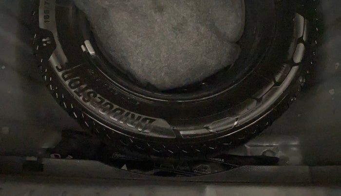 2021 Hyundai GRAND I10 NIOS SPORTZ 1.2 KAPPA VTVT CNG, CNG, Manual, 1,22,596 km, Spare Tyre