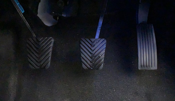 2022 Hyundai NEW I20 ASTA 1.2 MT, Petrol, Manual, 3,198 km, Pedals