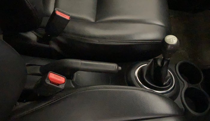 2018 Honda BR-V 1.5L I-VTEC S, Petrol, Manual, 62,149 km, Gear Lever