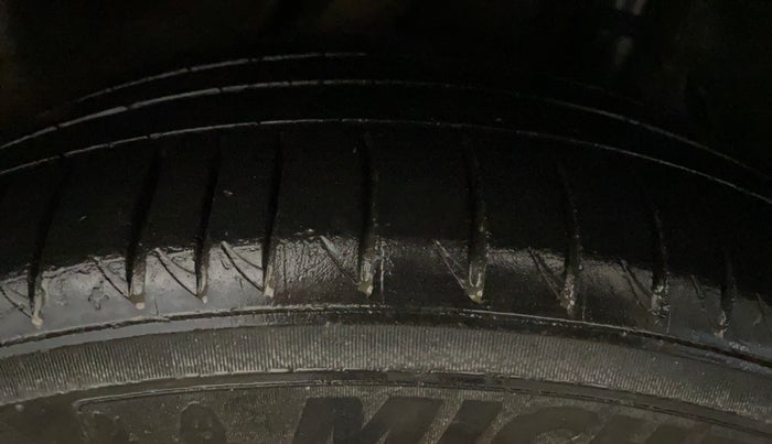 2018 Honda BR-V 1.5L I-VTEC S, Petrol, Manual, 62,149 km, Left Rear Tyre Tread