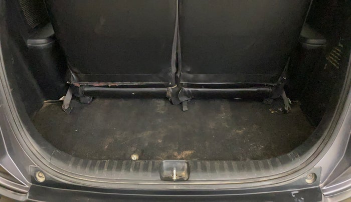 2018 Honda BR-V 1.5L I-VTEC S, Petrol, Manual, 62,149 km, Boot Inside