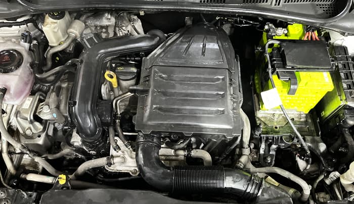 2022 Skoda SLAVIA STYLE 1.0L TSI MT, Petrol, Manual, 68,299 km, Engine View