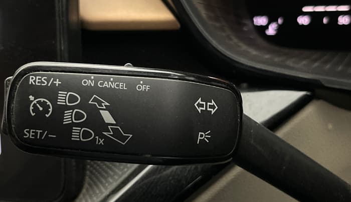 2022 Skoda SLAVIA STYLE 1.0L TSI MT, Petrol, Manual, 68,299 km, Adaptive Cruise Control