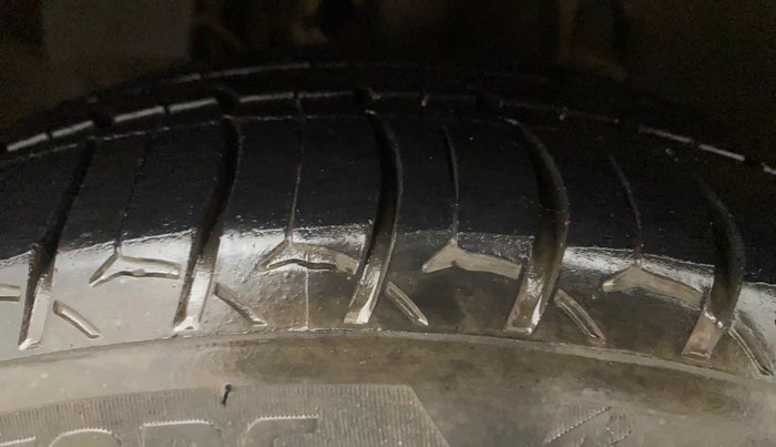 2021 Tata Tiago XZA PLUS DUAL TONE PETROL, Petrol, Automatic, 31,267 km, Left Front Tyre Tread