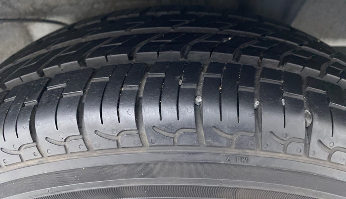 2020 Hyundai NEW SANTRO SPORTZ 1.1, Petrol, Manual, 5,263 km, Left Rear Tyre Tread