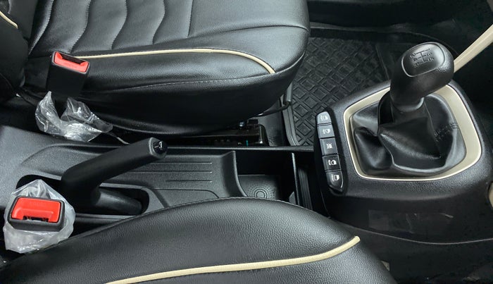 2020 Hyundai NEW SANTRO SPORTZ 1.1, Petrol, Manual, 5,263 km, Gear Lever