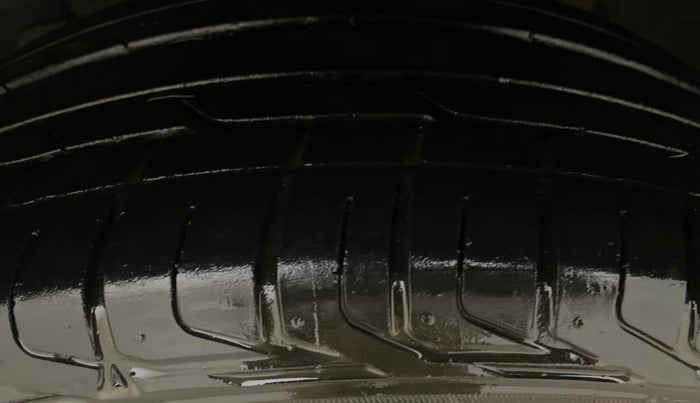 2022 Tata NEXON XZA PLUS (PREMIUM) PETROL JET, Petrol, Automatic, 16,873 km, Left Front Tyre Tread