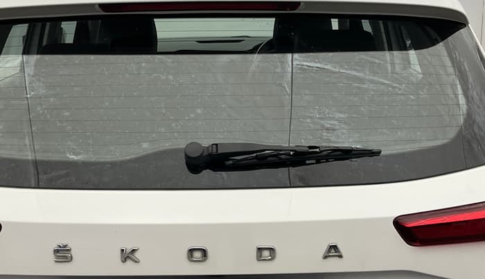 2021 Skoda KUSHAQ STYLE 1.0L TSI MT, Petrol, Manual, 73,194 km, Rear Wiper