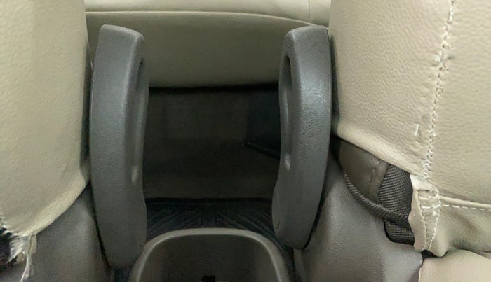 2013 Hyundai i10 SPORTZ 1.2, Petrol, Manual, 54,806 km, Driver Side Adjustment Panel