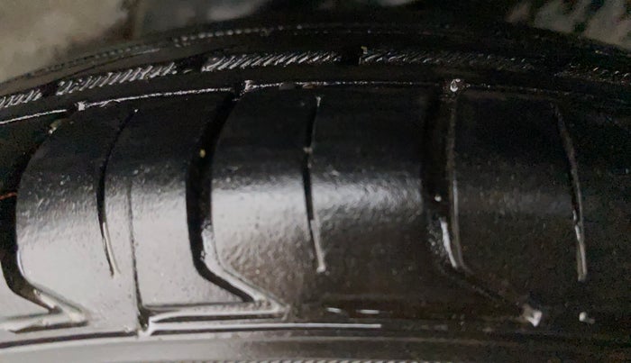 2013 Hyundai i10 SPORTZ 1.2, Petrol, Manual, 54,806 km, Left Rear Tyre Tread