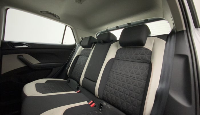 2021 Volkswagen TAIGUN GT PLUS 1.5 TSI DSG, Petrol, Automatic, 19,283 km, Right Side Rear Door Cabin