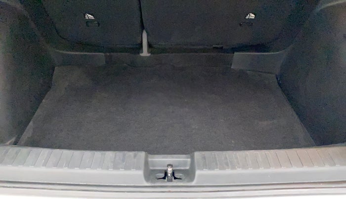 2021 Volkswagen TAIGUN GT PLUS 1.5 TSI DSG, Petrol, Automatic, 19,283 km, Boot Inside
