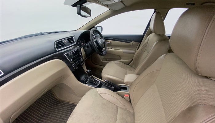 2018 Maruti Ciaz ZETA 1.4  AT PETROL, Petrol, Automatic, 84,490 km, Right Side Front Door Cabin
