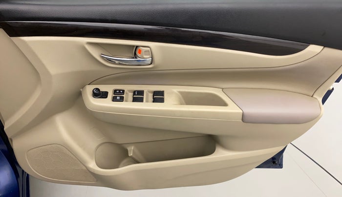 2018 Maruti Ciaz ZETA 1.4  AT PETROL, Petrol, Automatic, 84,490 km, Driver Side Door Panels Control