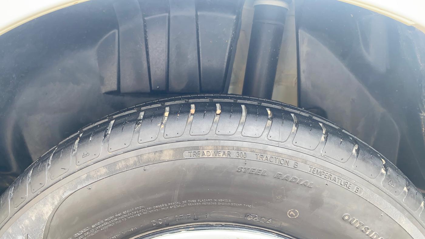 2024 Maruti Dzire VXI, Petrol, Manual, 26,116 km, Left Rear Tyre Tread