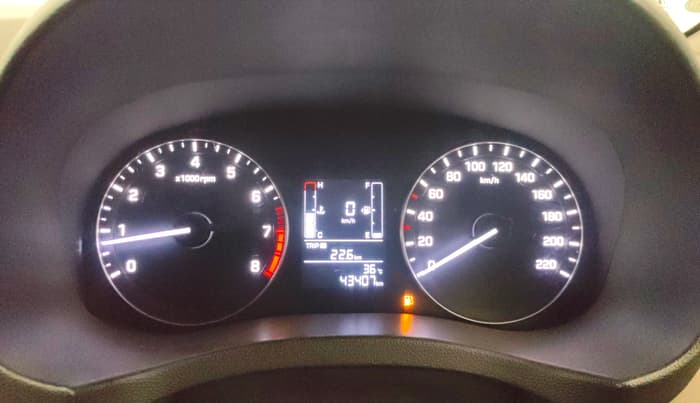 2015 Hyundai Creta SX PLUS 1.6 PETROL, Petrol, Manual, 43,385 km, Odometer Image